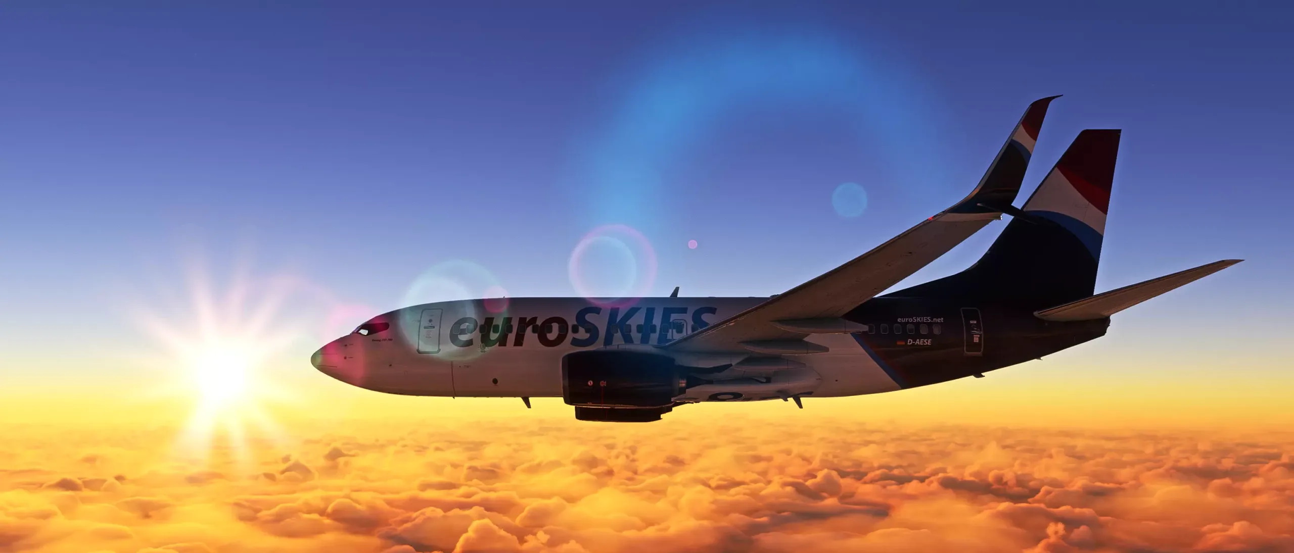 euroSKIES virtuelle Fluggesellschaft Airbus A320 beim Wolkensurfen im Sonnenuntergang 