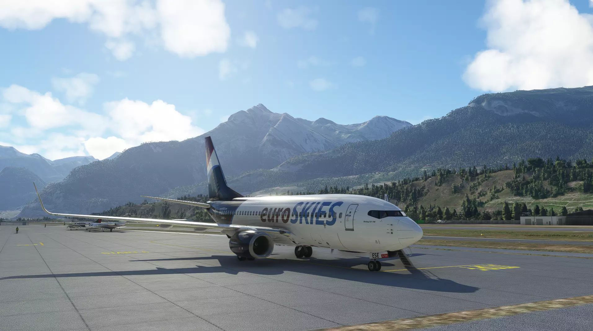 euroSKIES virtual airline Boeing bereit für den Flugbetrieb vor dem Gebirgskamm